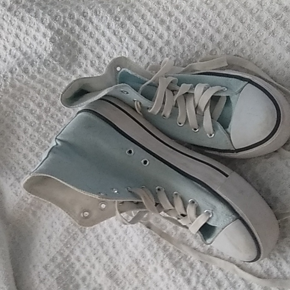 Light blue Converse knock offs